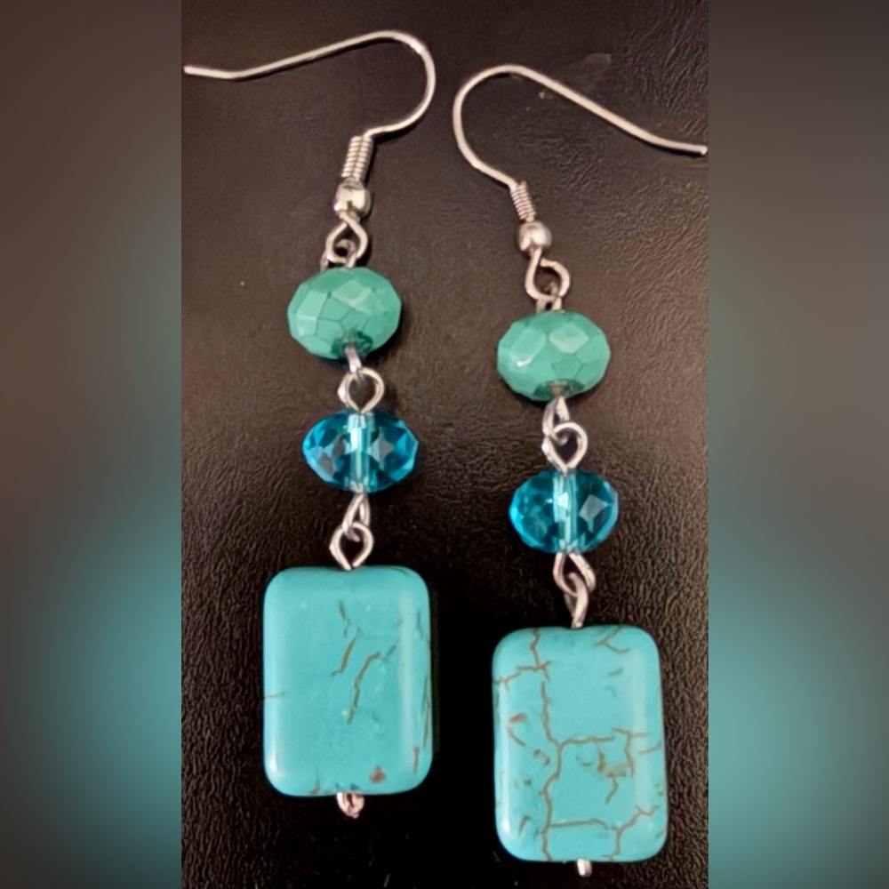 Two Piece Turquoise Beaded Necklace & Earring Set - Women's Jewelry - Picture 5 of 8